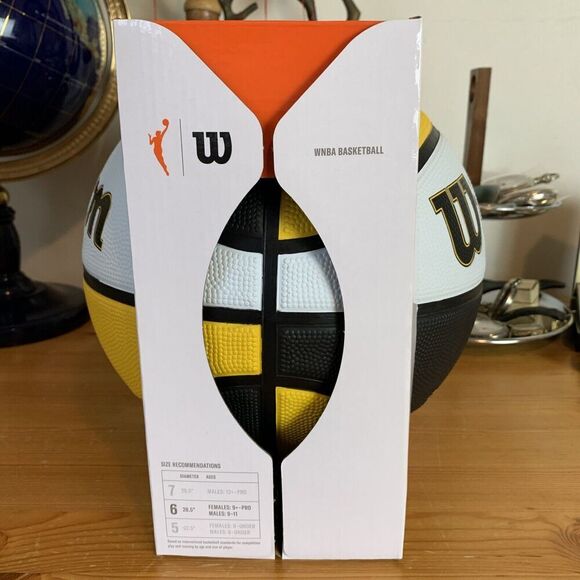 Wilson CAITLIN CLARK Inspire WNBA Basketball Tribute Size 6 ROY Iowa Black - Picture 2 of 6